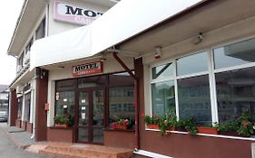 Motel Cargo